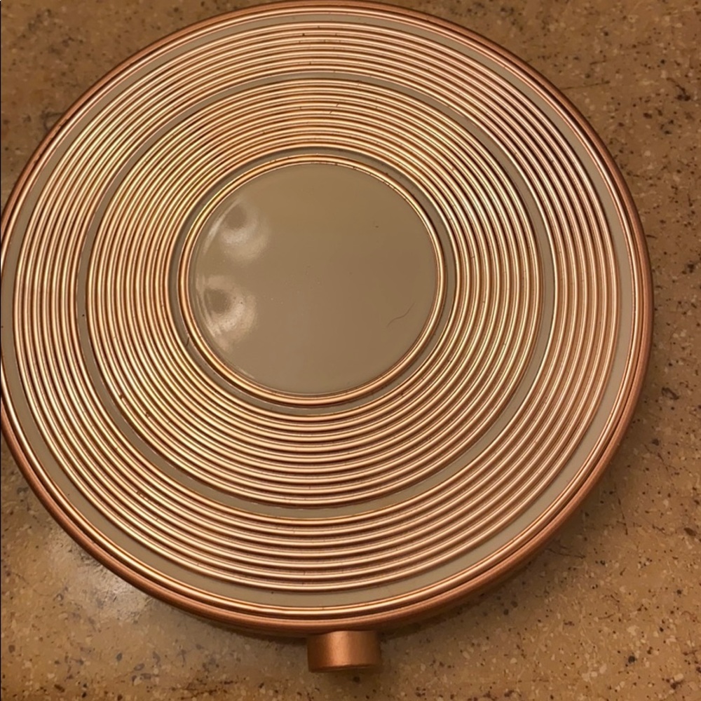 Water Lauder Bronze Goddess palette